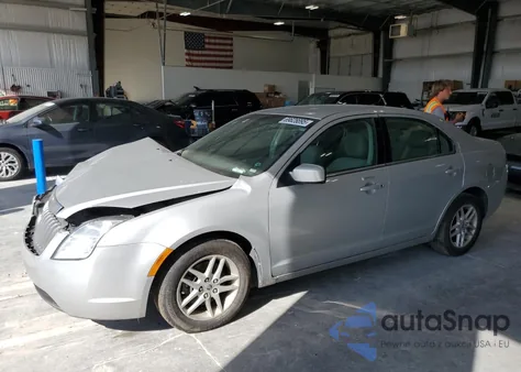 2010 Mercury Milan z USA, uszkodzony, nr VIN 3MEHM0HA4AR625103